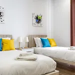 Апартаменты Stunning 3br Just Off The Promenade By 360 Estates Марсаскала