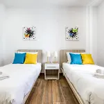 Апартаменты Stunning 3br Just Off The Promenade By 360 Estates *