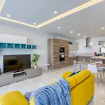 Apartament Stunning 3br Just Off The Promenade By 360 Estates *