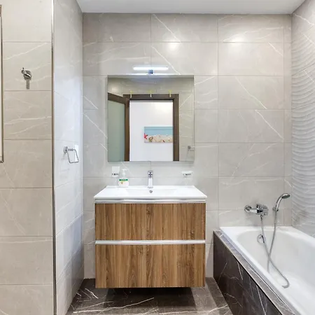 Apartment Stunning 3br Just Off The Promenade By 360 Estates Marsaskala