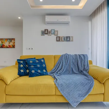 Stunning 3br Just Off The Promenade By 360 Estates * Marsaskala