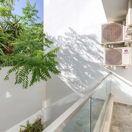 Apartment Stunning 3br Just Off The Promenade By 360 Estates *