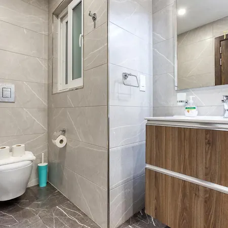 Apartment Stunning 3br Just Off The Promenade By 360 Estates *