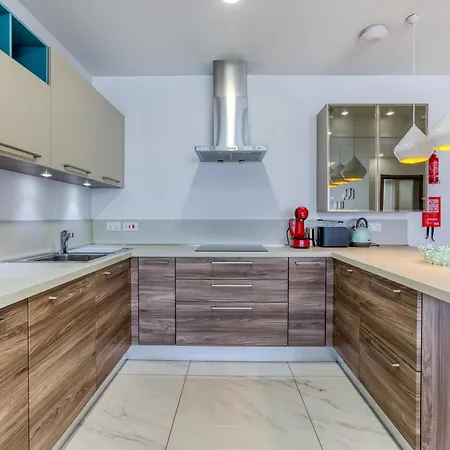 Stunning 3br Just Off The Promenade By 360 Estates * Marsaskala