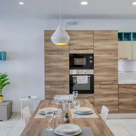 Stunning 3br Just Off The Promenade By 360 Estates * Marsaskala
