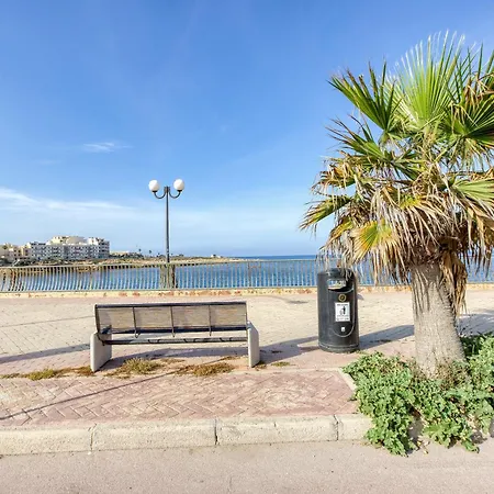 Stunning 3br Just Off The Promenade By 360 Estates *