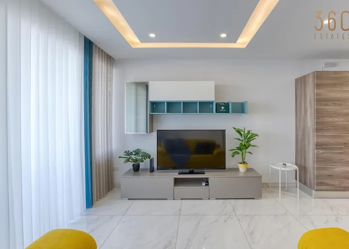 Stunning 3br Just Off The Promenade By 360 Estates