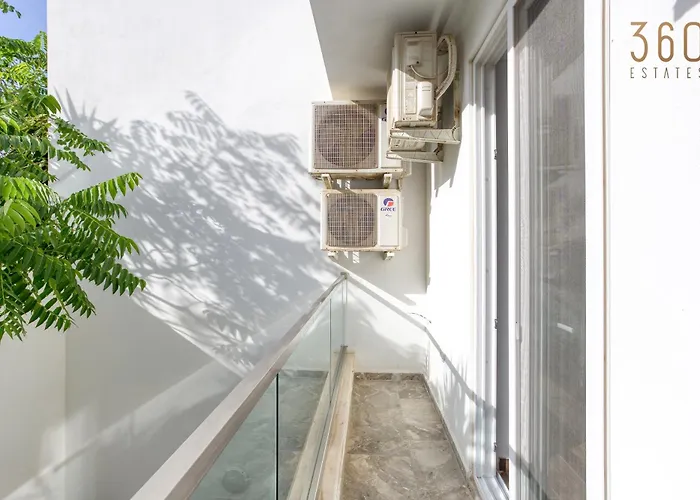 Appartement Stunning 3br Just Off The Promenade By 360 Estates