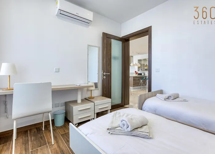 Stunning 3br Just Off The Promenade By 360 Estates Marsaskala